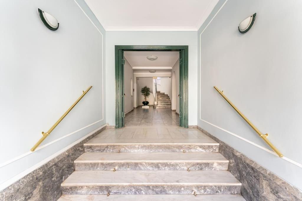 Amazing 3Bdr Apt With Unique Roof Garden In Plaka أثينا المظهر الخارجي الصورة