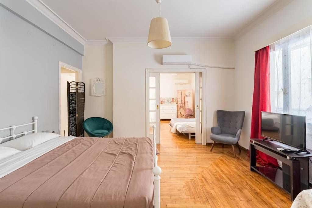 Amazing 3Bdr Apt With Unique Roof Garden In Plaka أثينا المظهر الخارجي الصورة