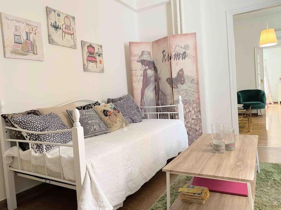 Amazing 3Bdr Apt With Unique Roof Garden In Plaka أثينا المظهر الخارجي الصورة