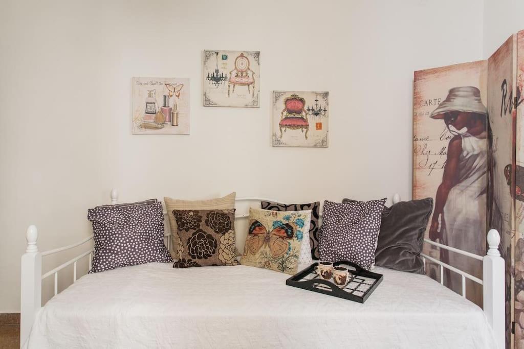 Amazing 3Bdr Apt With Unique Roof Garden In Plaka أثينا المظهر الخارجي الصورة