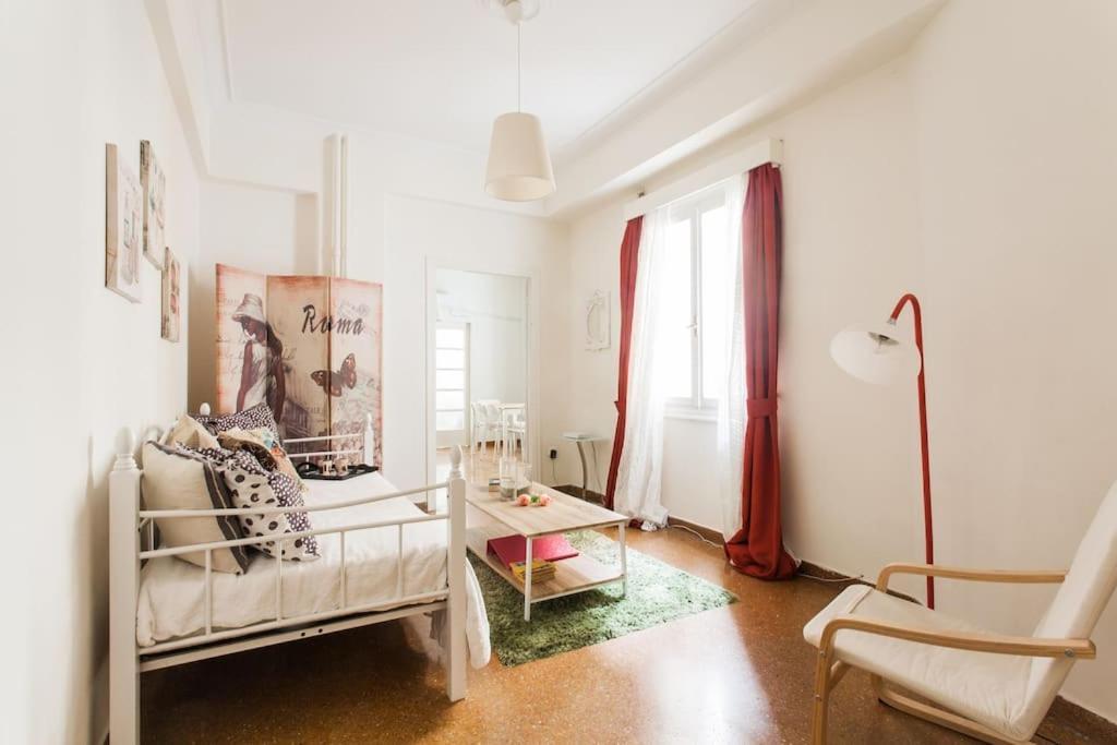 Amazing 3Bdr Apt With Unique Roof Garden In Plaka أثينا المظهر الخارجي الصورة